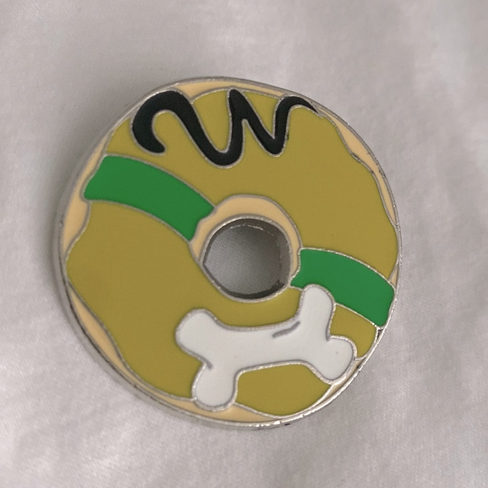 Pluto Doughnut Disney Pin Yellow